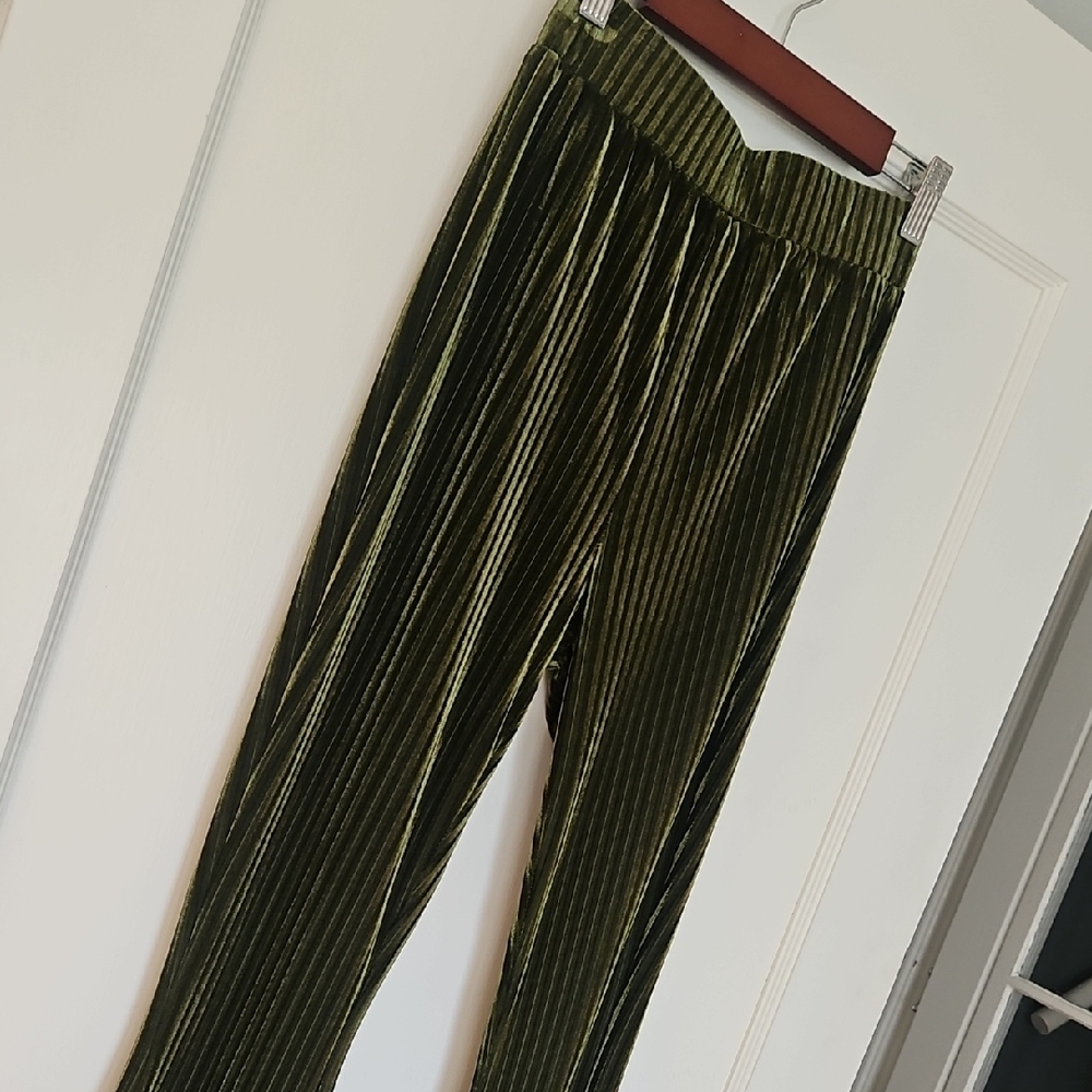 Olive Green Velvet Ribbed Leggings